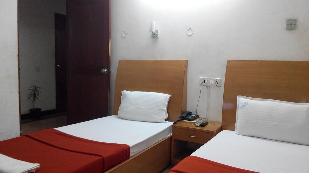 Hotel Richmond Residency Бангалор Номер фото