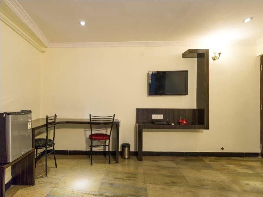 Hotel Richmond Residency Бангалор Экстерьер фото